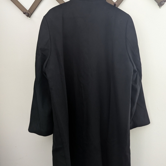 Quince Italian Wool Classic Single-Breasted Coat - Picture 14 of 16